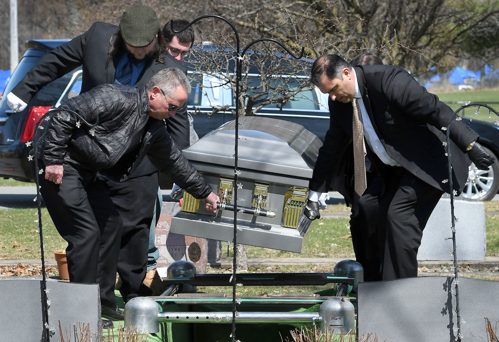 Funeral 8.JPG